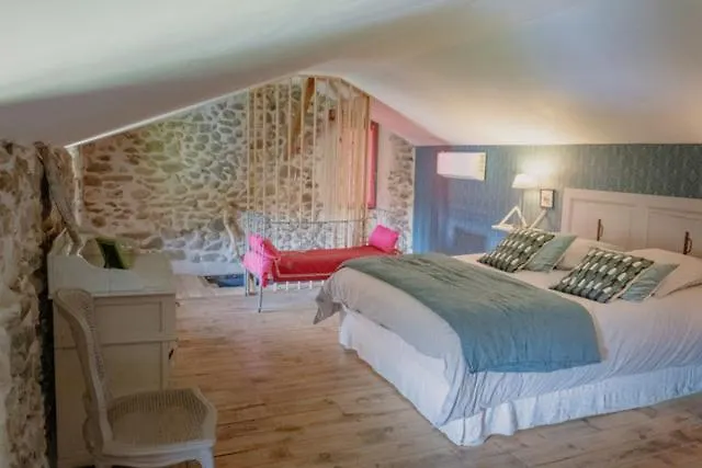 Holiday home Notre Maison De Famille, La Maison De Shaoni Saint-Romans  France